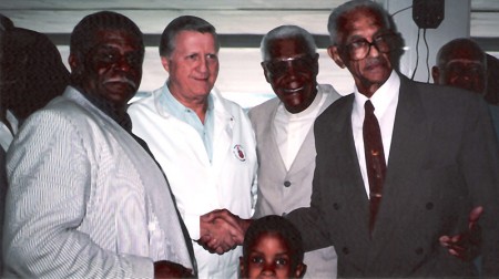left to right Robert Scott - George Steinbrenner - Buck O'Neil - Charlie Biot - Armando Vasquez. At Yankee Stadium honoring the Negro League Players 1998 (click photo for larger version)